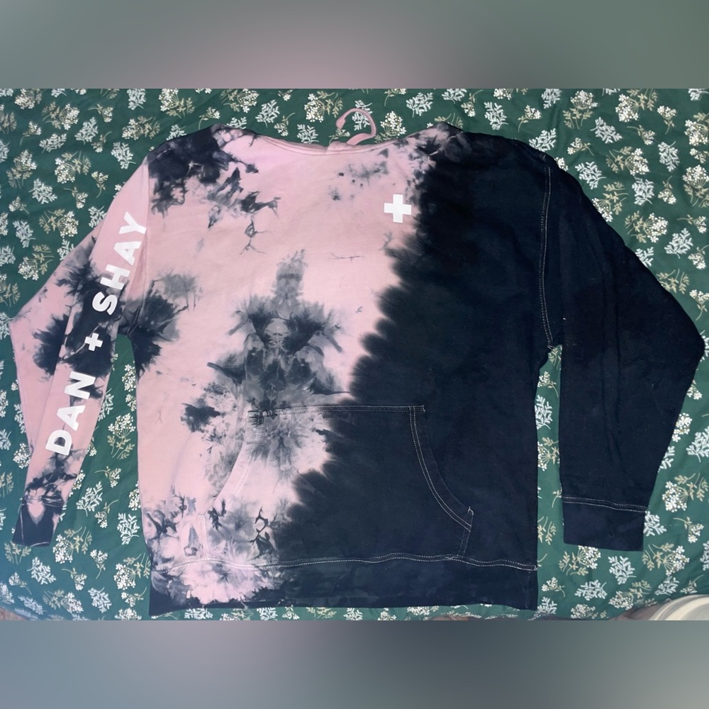 Dan + Shay Summer 2022 Tour Hoodie